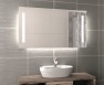 Kraft SOL Lustro 80 x 70 cm z podświetleniem pionowym oraz dolne oświetlenie umywalki, gniazdem zasilającym i włącznikiem