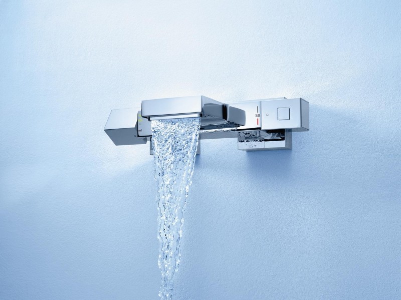 Grohe Grohtherm Cube bateria wannowa termostatyczna ścienna z półką chrom 34502000
