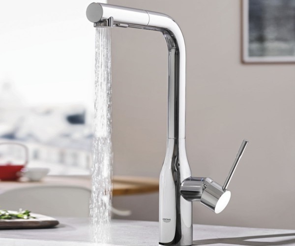 Grohe Essence bateria zlewozmywakowa z wyciąganą wylewką chrom 30270000