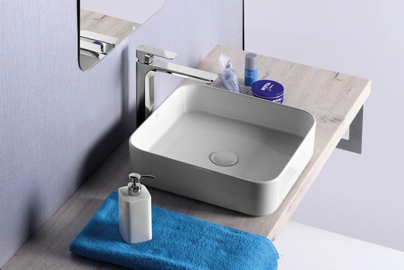 Sapho Blade Umywalka kwadratowa nablatowa/stawiana na blat ceramiczna 40x40 cm biały WH050