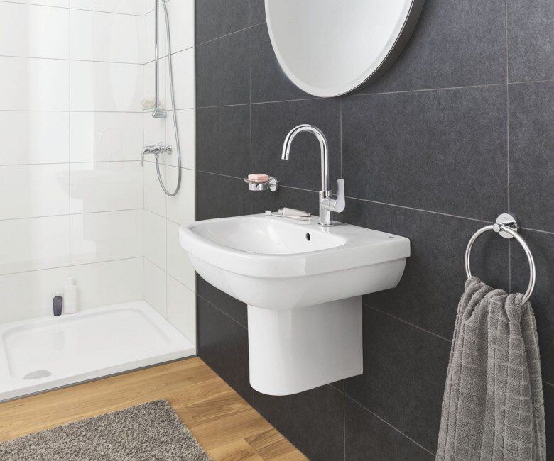 Grohe Euro Ceramic umywalka wisząca 60x48 cm biel alpejska 39335000