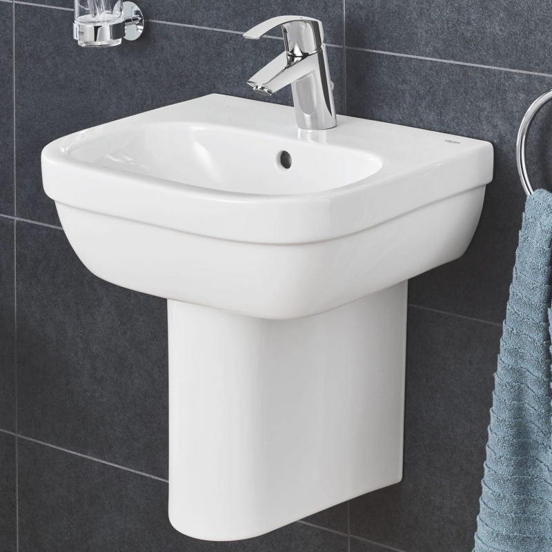 Grohe Euro Ceramic umywalka wisząca 45x40 cm biel alpejska 39324000