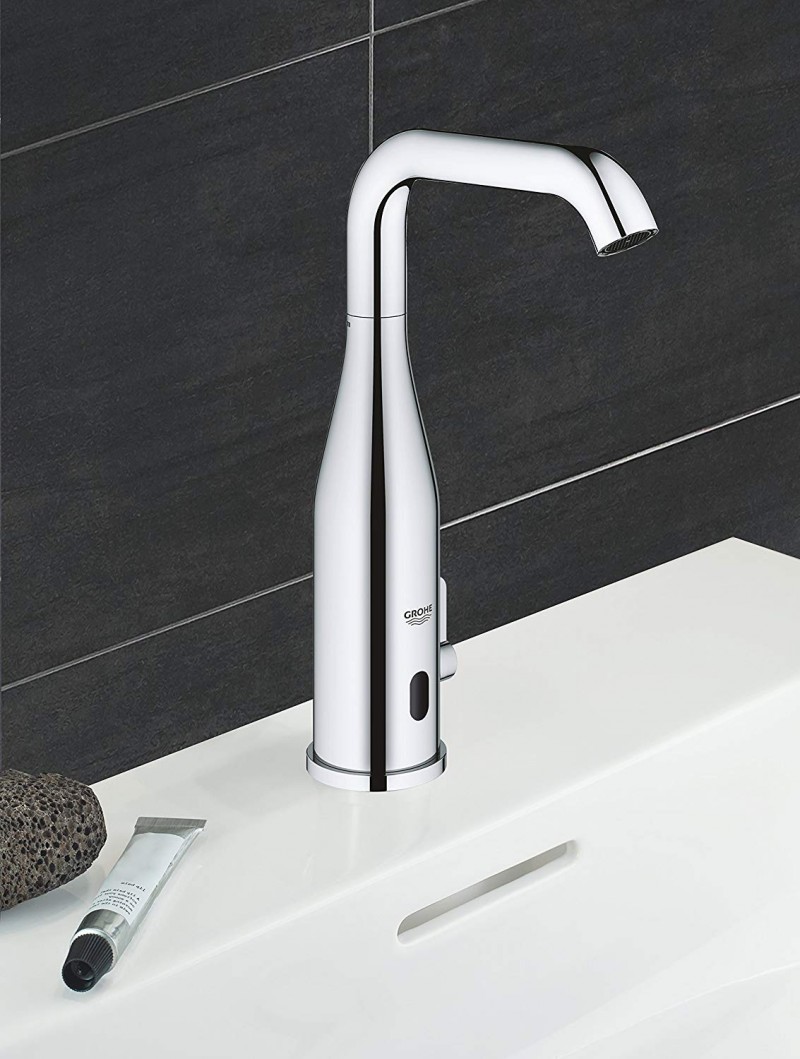 Grohe Essence E elektroniczna bateria umywalkowa chrom 36445000