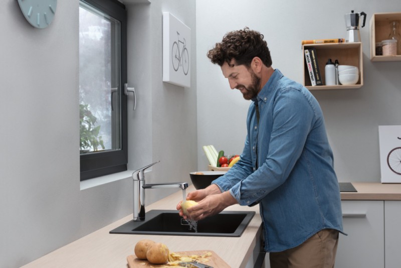 Hansgrohe M42 M421-H120 bateria kuchenna zlewozmywakowa podokienna chrom 71807000