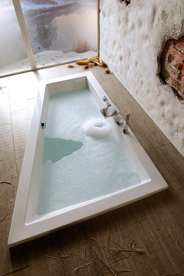 Polysan Triangl R wanna asymetryczna prawa 180x120 cm akryl biały 20611