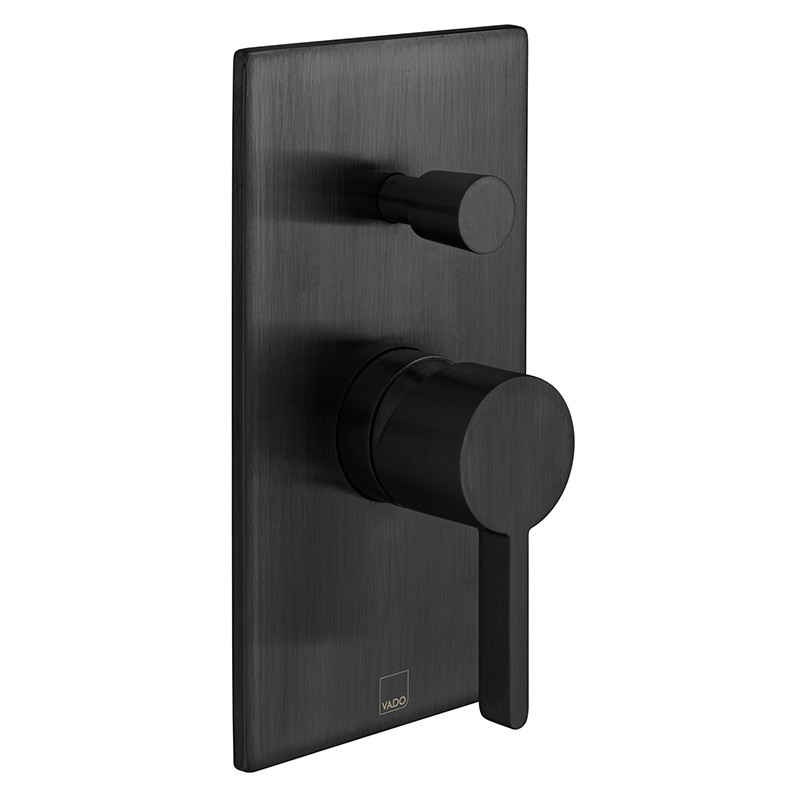 Vado Edit kompletny zestaw wannowo-prysznicowy z napełnianiem wanny i słuchawką prysznicową czarny szczotkowany IND-BS-EDI1-BLK