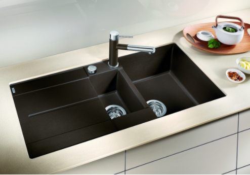 Blanco Metra 6 S-F Silgranit PuraDur II zlewozmywak granitowy wpuszczany w blat, na równi z blatem 1,5 komory z ociekaczem i odsączarką korek automatyczny kolor czarny 525929