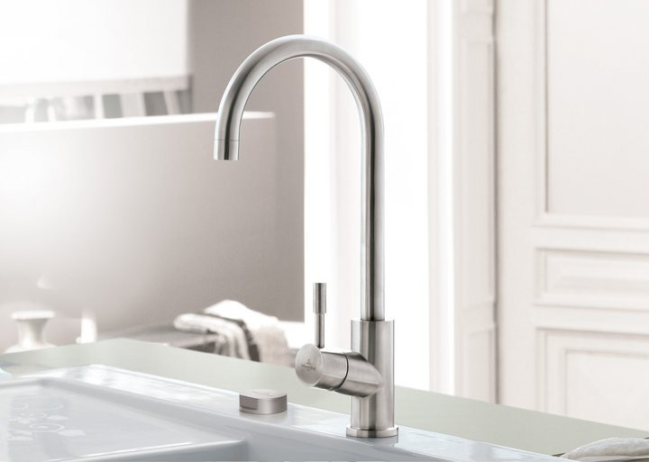 Villeroy&Boch Umbrella Flex bateria kuchenna z wyciąganą wylewką stal szczotkowana 925400LC