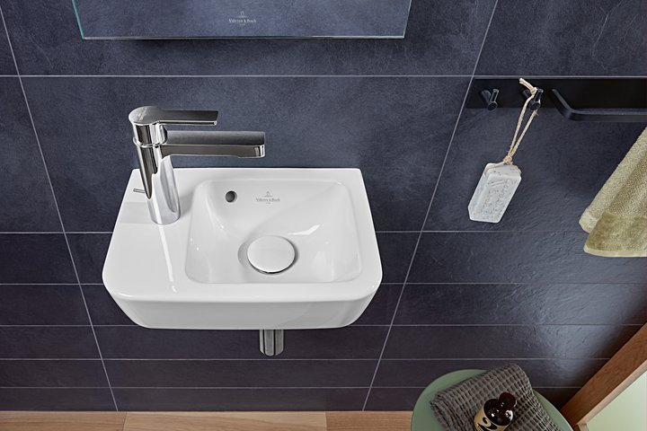 Villeroy&Boch O.Novo umywalka wisząca asymetryczna z przelewem 36x25 cm biała Weiss Alpin 43423601