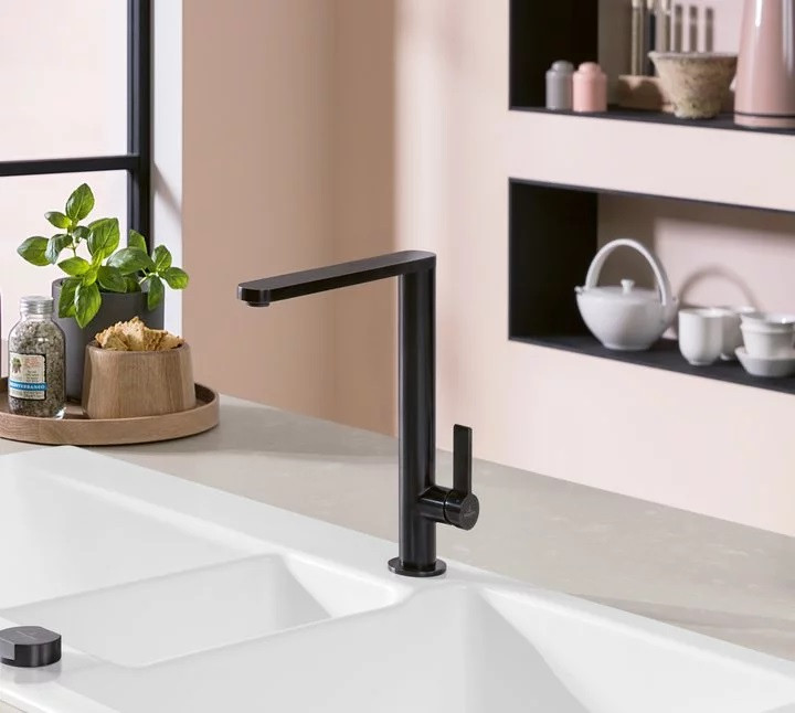 Villeroy&Boch Finera bateria kuchenna z obrotową wylewką antracyt 92700005