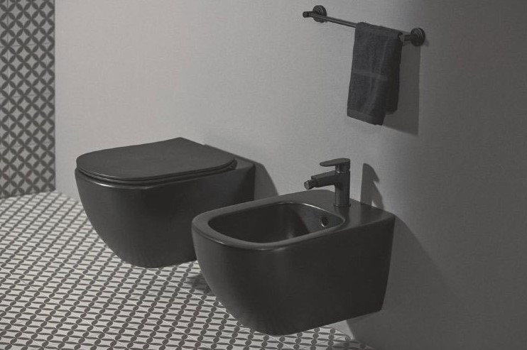 Ideal Standard Tesi muszla wisząca Aquablade + deska wolnoopadajaca thin czarny T0079V3 + T3527V3