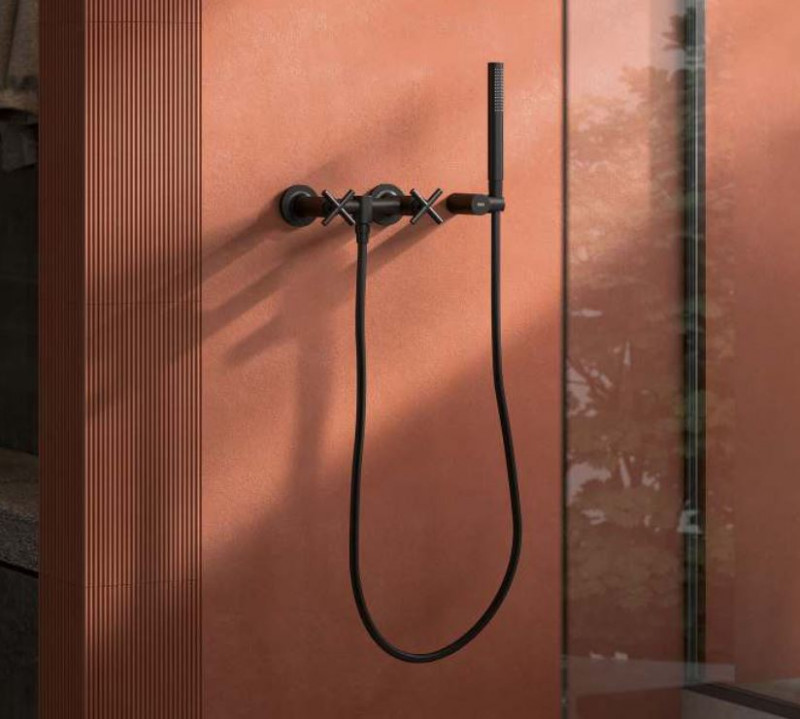 Tres Mont Blanc bateria prysznicowa z zestawem natryskowym czarny mat 28316301NM