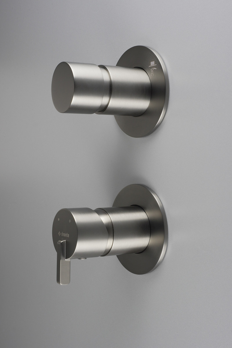 Deante Silia bateria wannowo-prysznicowa podtynkowa titanium BQSD44P