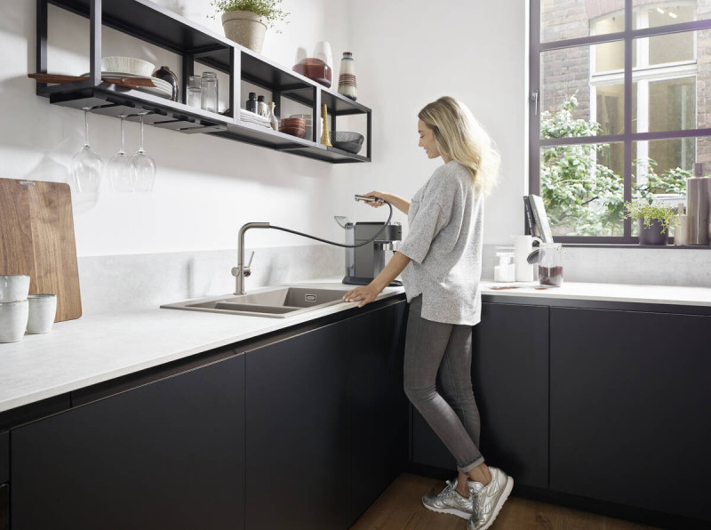 Hansgrohe Talis M54 bateria kuchenna 270 z wyciąganą wylewką 1jet sBox stal szlachetna 72809800