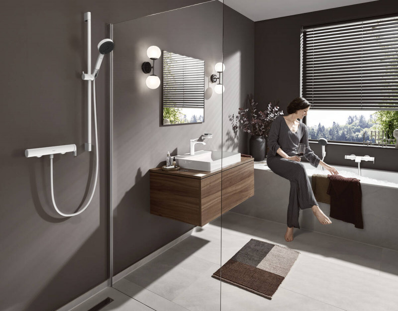 Hansgrohe FinishPlus Vivenis bateria prysznicowa ścienna biały matowy 75620700