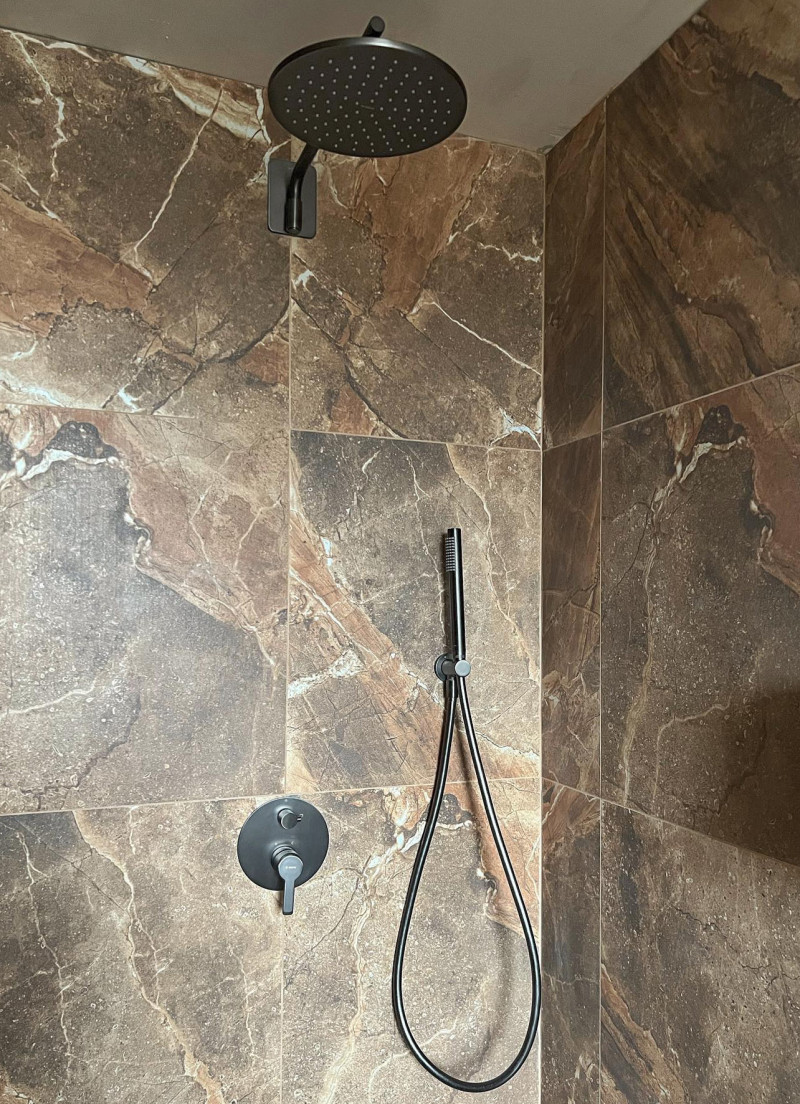 Deante Cascada deszczownica głowica prysznicowa okrągła 25x25 cm titanium NACD00K