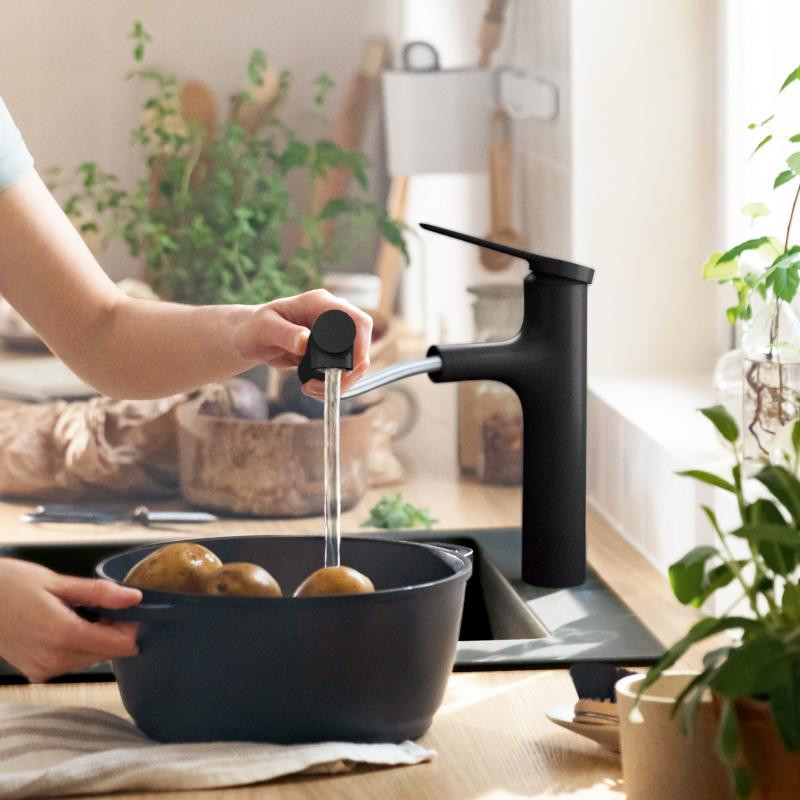 Hansgrohe Zesis M33 bateria zlewozmywakowa kuchenna 160, 2jet  z wyciąganą wylewką czarny mat 74822670