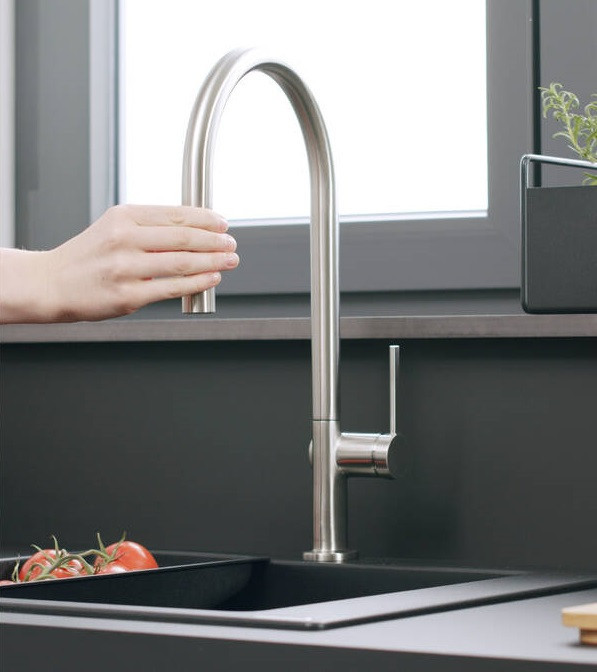 Hansgrohe Talis M54 bateria kuchenna 210 z wyciąganą wylewką 2jet stal szlachetna 72800800