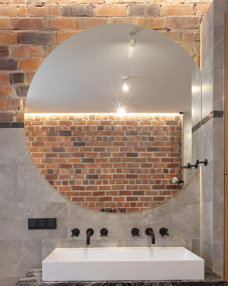 Kraft CORTE 120 B Lustro ściete koło, ścięty okrąg 120x109 cięciwa 70 cm podświetlane ambiente barwa ciepła 3000K LED COB 15.46.23.120x109