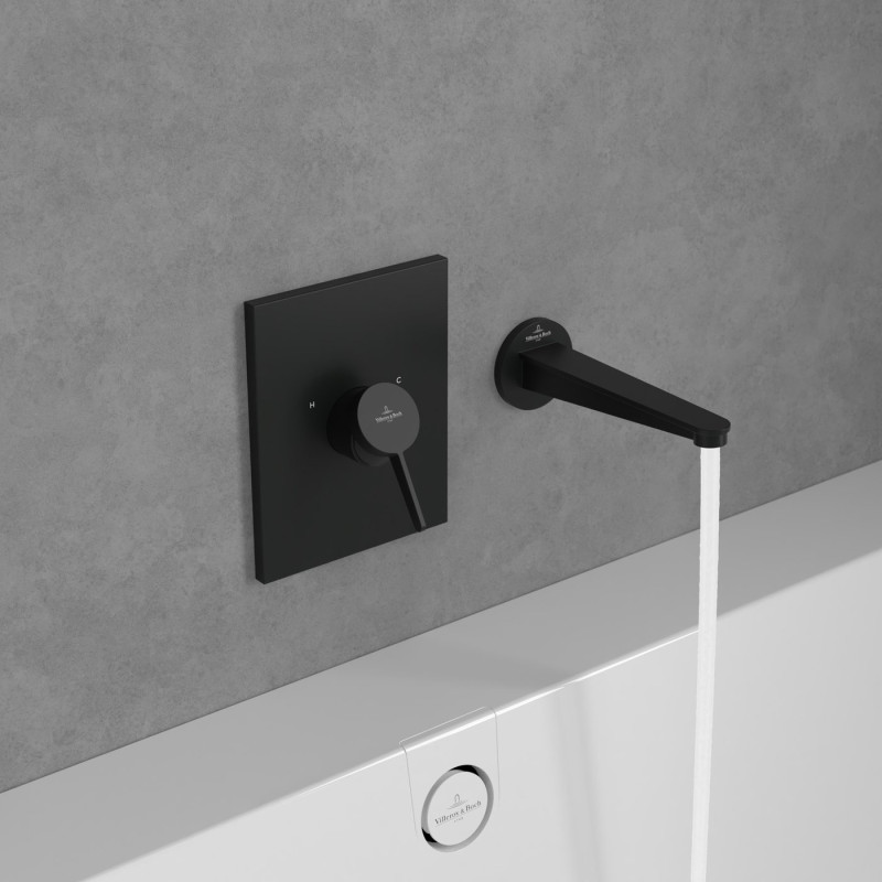 Villeroy&Boch Conum wylewka wannowa czarny matowy TVT127003000K5