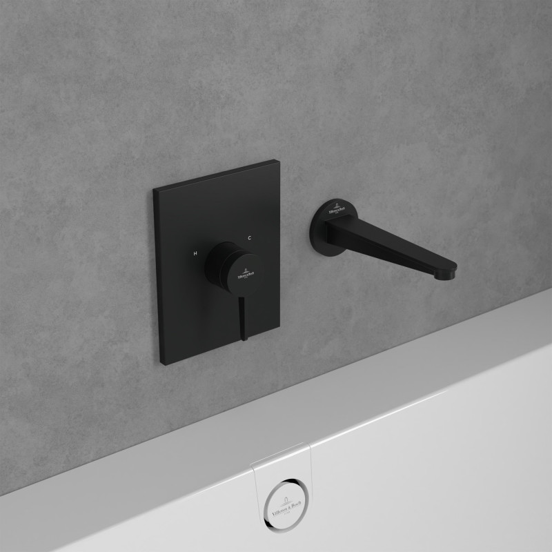 Villeroy&Boch Conum wylewka wannowa czarny matowy TVT127003000K5