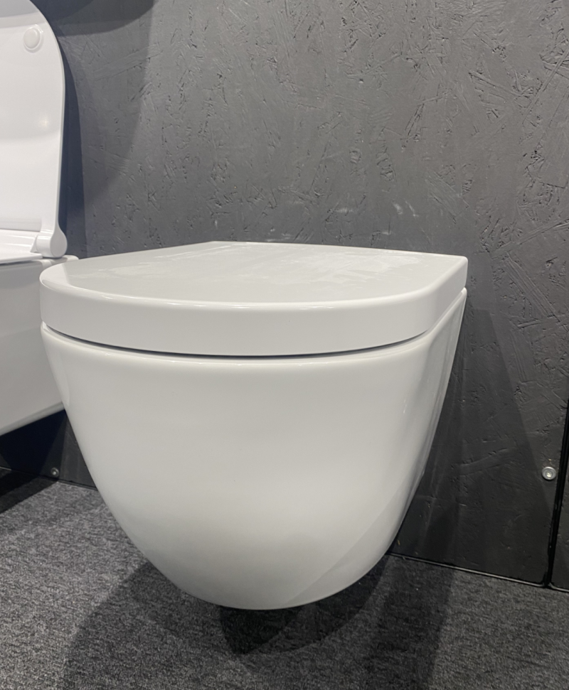 Catalano Sfera 50 Silentech Up-Fix muszla wisząca + deska wolnoopadająca + mocowanie 50x35 biały połysk Cataglaze 0511700001 + 0551150001 + 9056160000