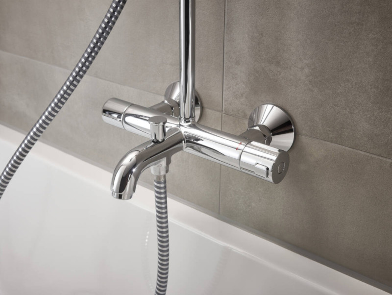 Hansgrohe Vernis Blend 200 1jet EcoSmart termostatyczny komplet wannowy z deszczownicą i wylewką chrom połysk 26079000