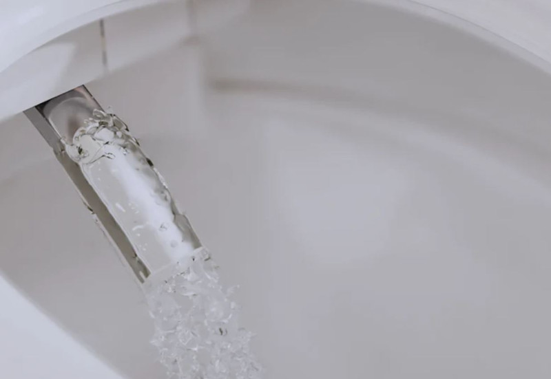 Villeroy&Boch Tivo muszla wisząca z funkcją bidetu biały Weiss Alpin V22EM101